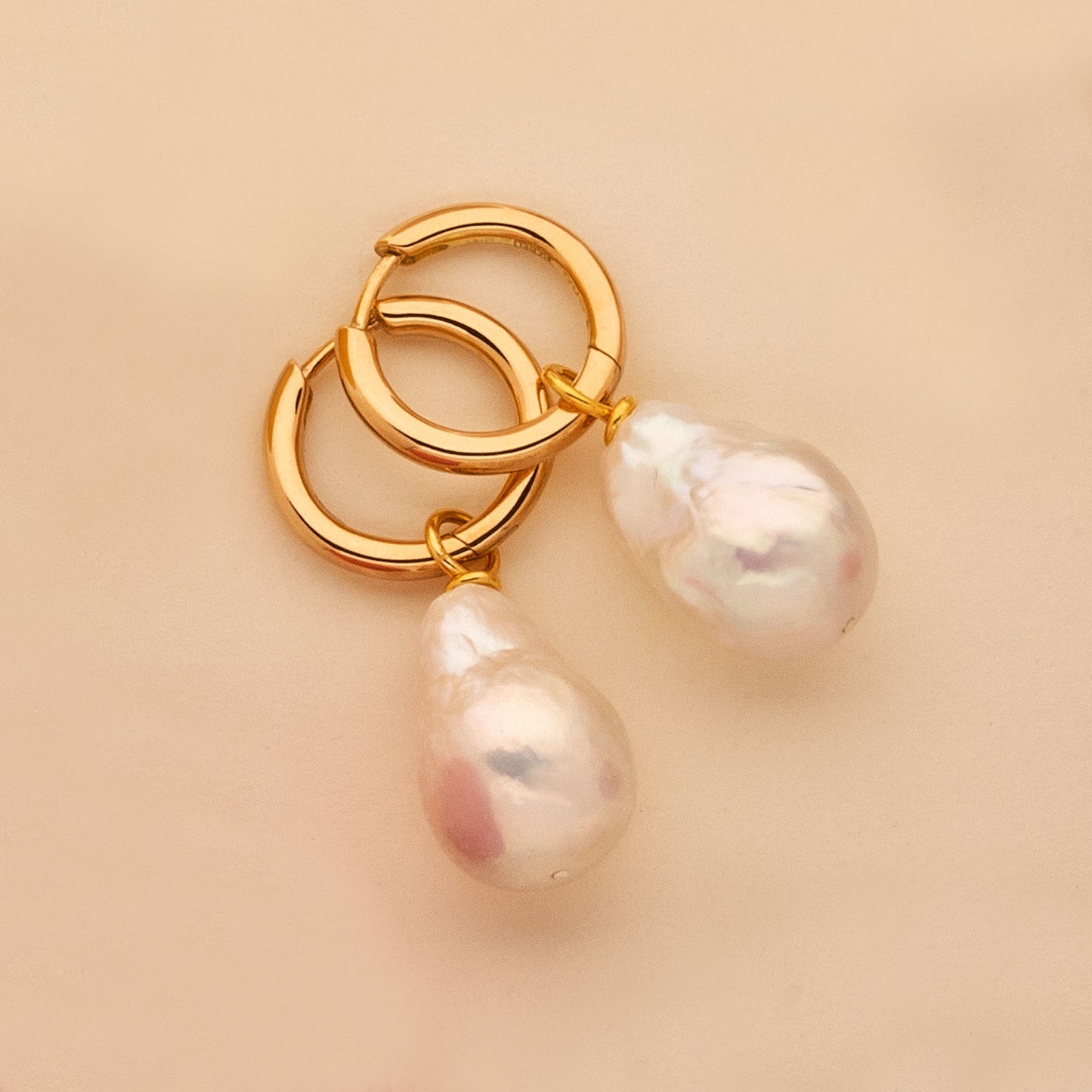 Cecilia - Hänge Guld