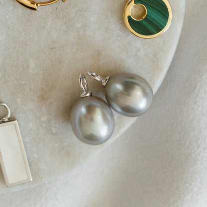 -  Rebel Big Brenda -